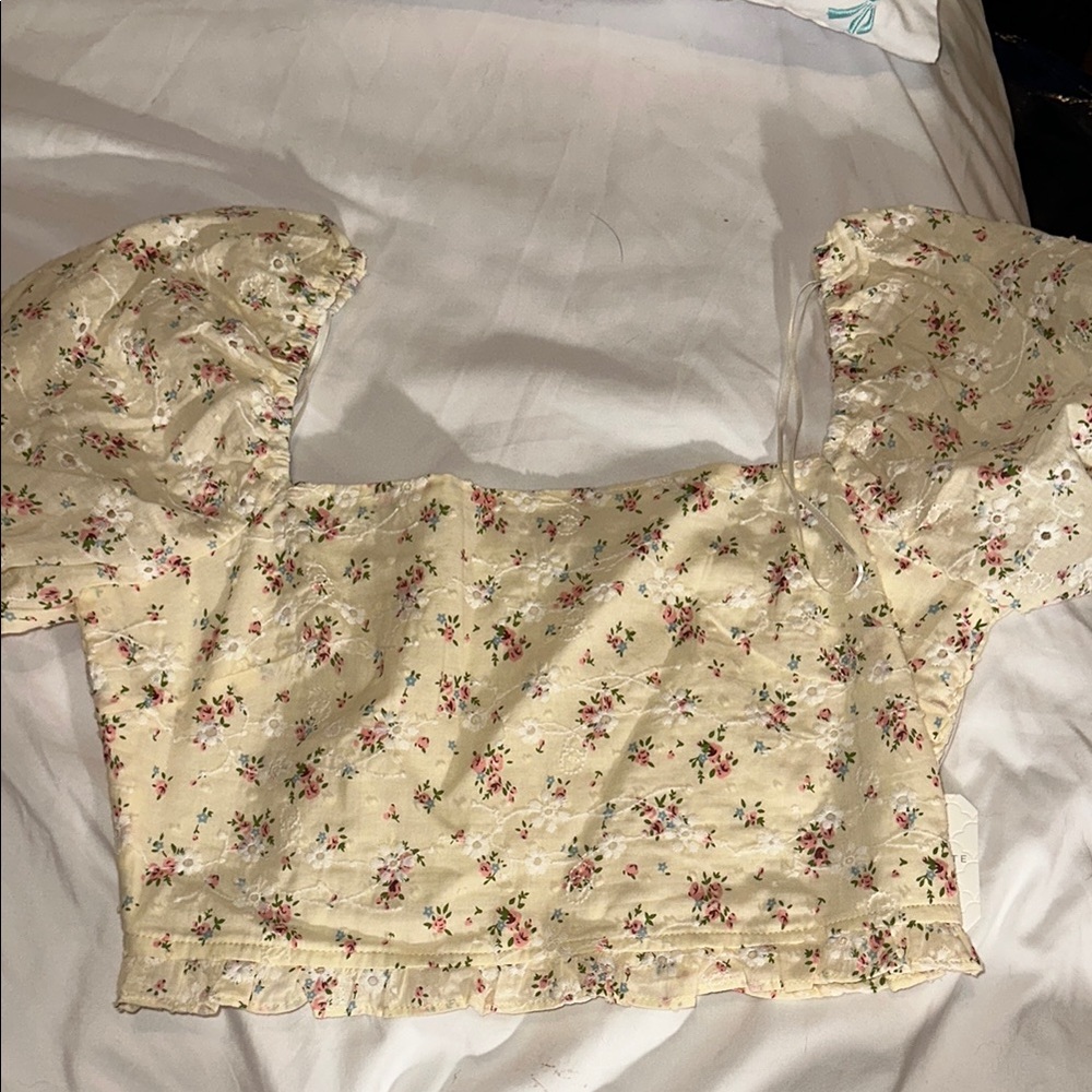 Altard State Puff Sleeve Crop Top NWT